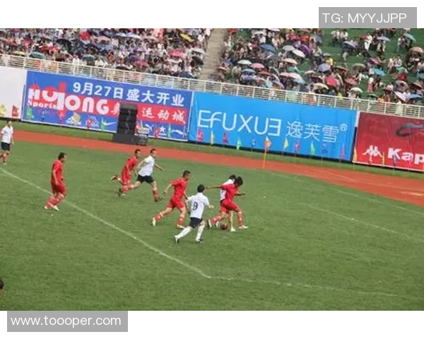 松姓足球明星的辉煌历程与成就解析