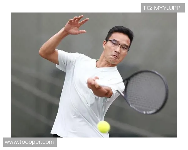 深圳网球队边路渗透战术解析与实战应用探讨 深圳网球队边路渗透战术解析与实战应用探讨