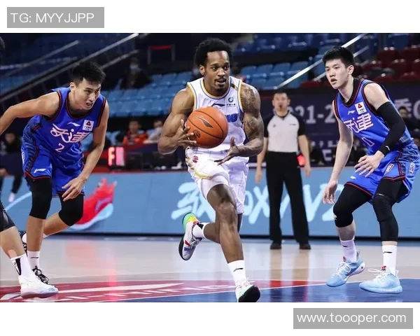 最新篮球战术TOP10：南京篮球队领跑