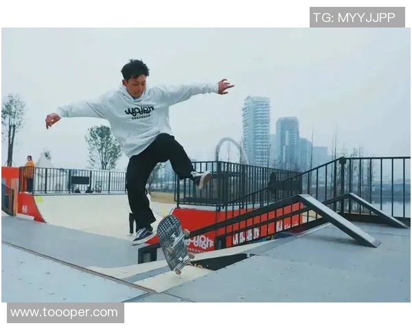 滑板专题：聚焦成都滑板队的力量